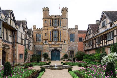 tudor manor houses|famous tudor houses.